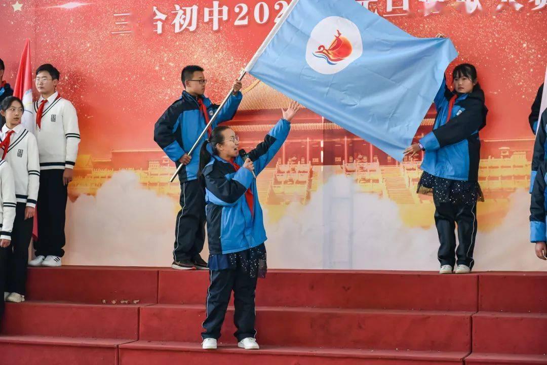 探讨交流尽在这个动漫人物是谁呀?